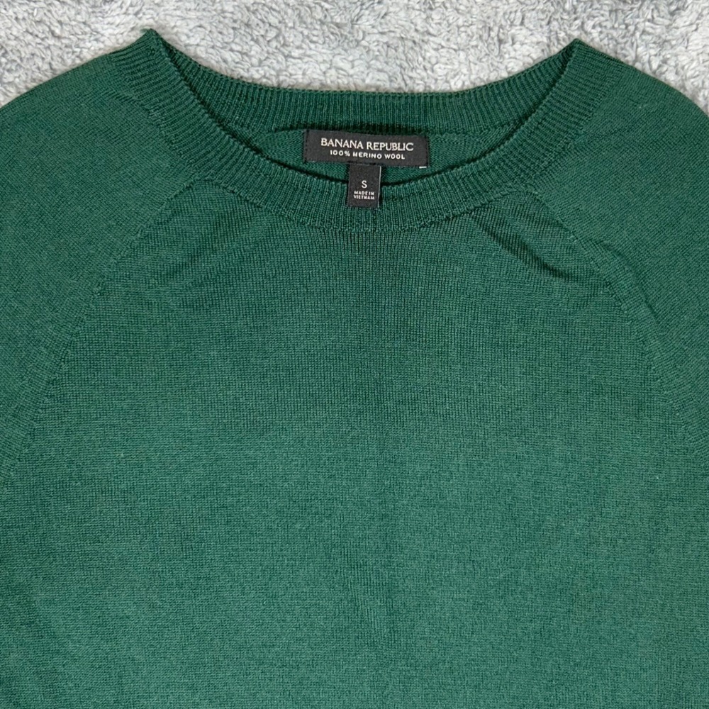 Banana Republic Mens Small Green 100% Merino Wool Crewneck Raglan Sweater 1168